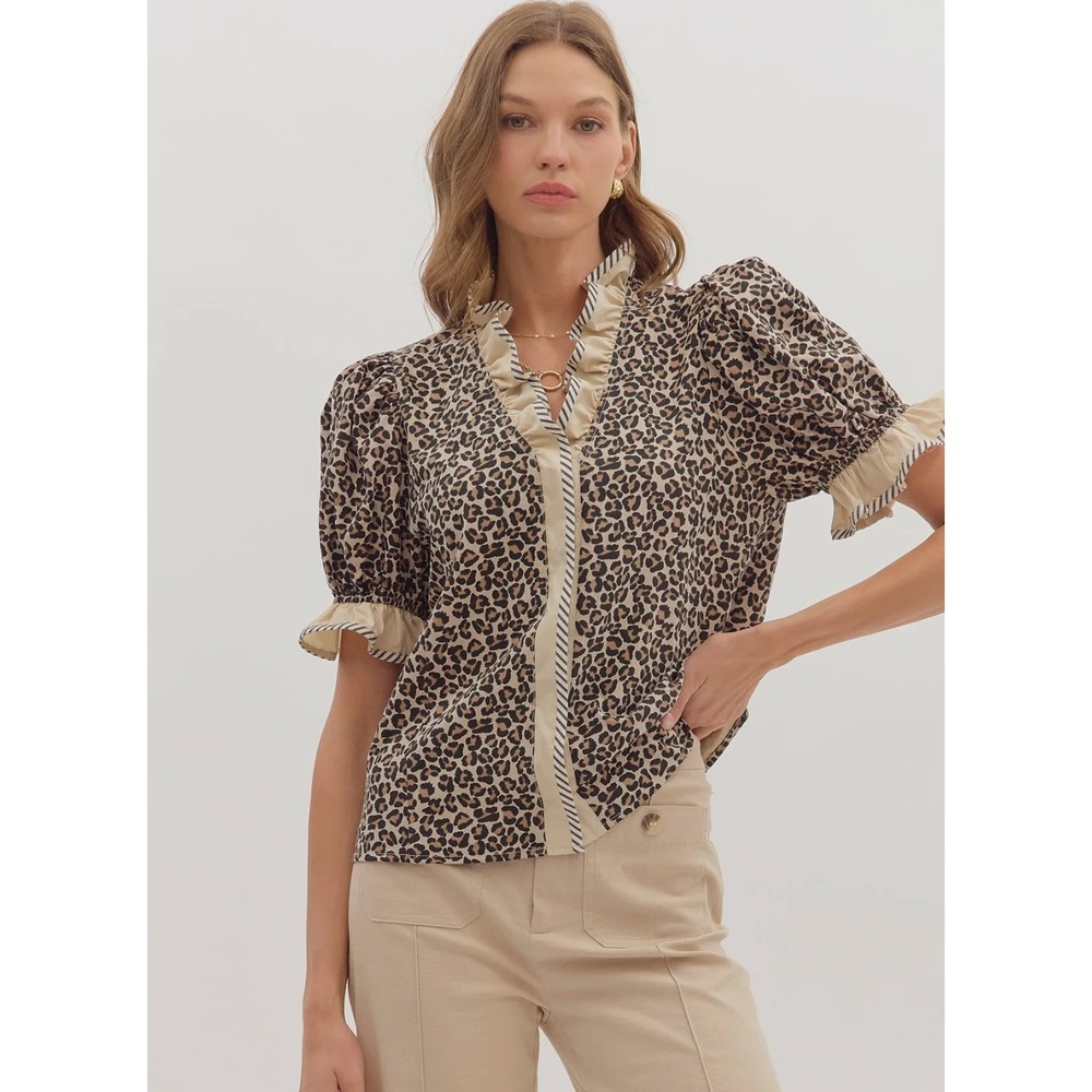 NEW Entro Womens Leopard Print Puff Sleeve Ruffle V-Neck Top Size M Old Money